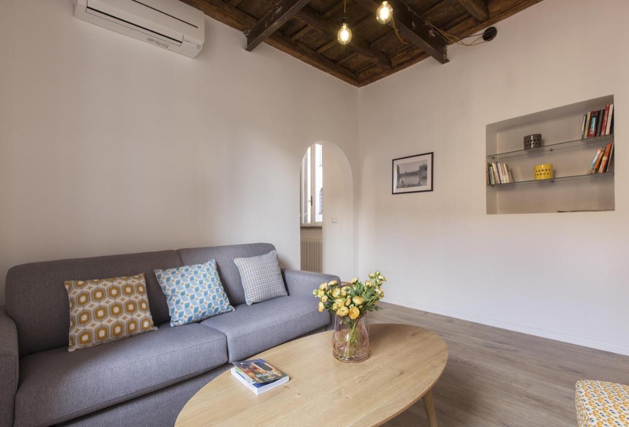 Apartment Cozy In Via Degli Spagnoli - Fromhometorome Rome